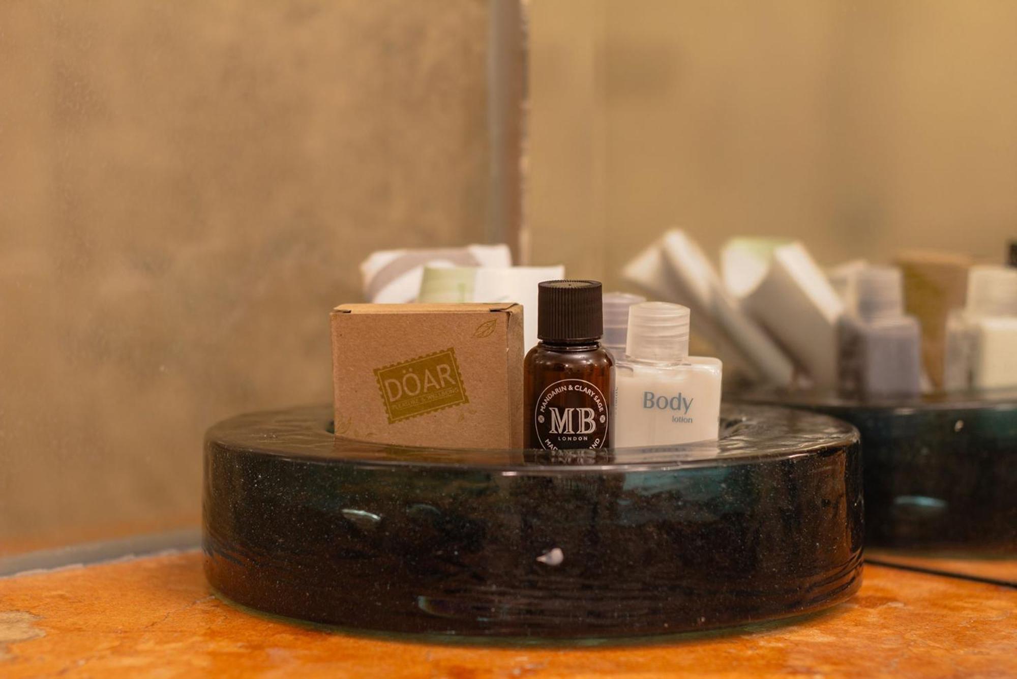 Hotel Camino Real Guadalajara Zapopan Exterior foto Soap and body lotion